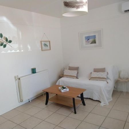 Studio neuf climatisé proche d'Agde Bessan Extérieur photo