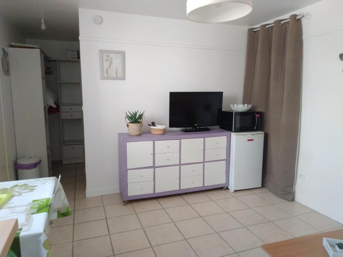 Studio neuf climatisé proche d'Agde Bessan Extérieur photo